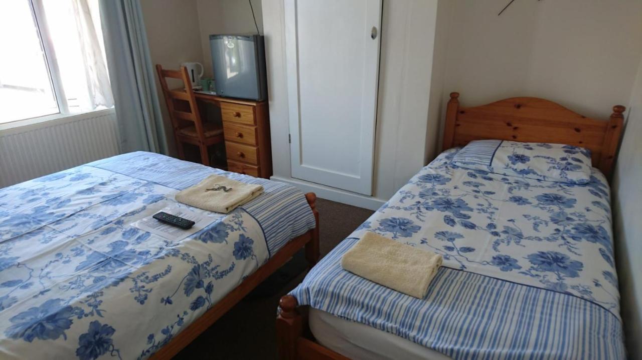 Room In Guest Room - Comfortable Family Room With Tv, Free Fast Wifi, Sleeps 4 With 1 Bunk Bed Гейс Екстер'єр фото