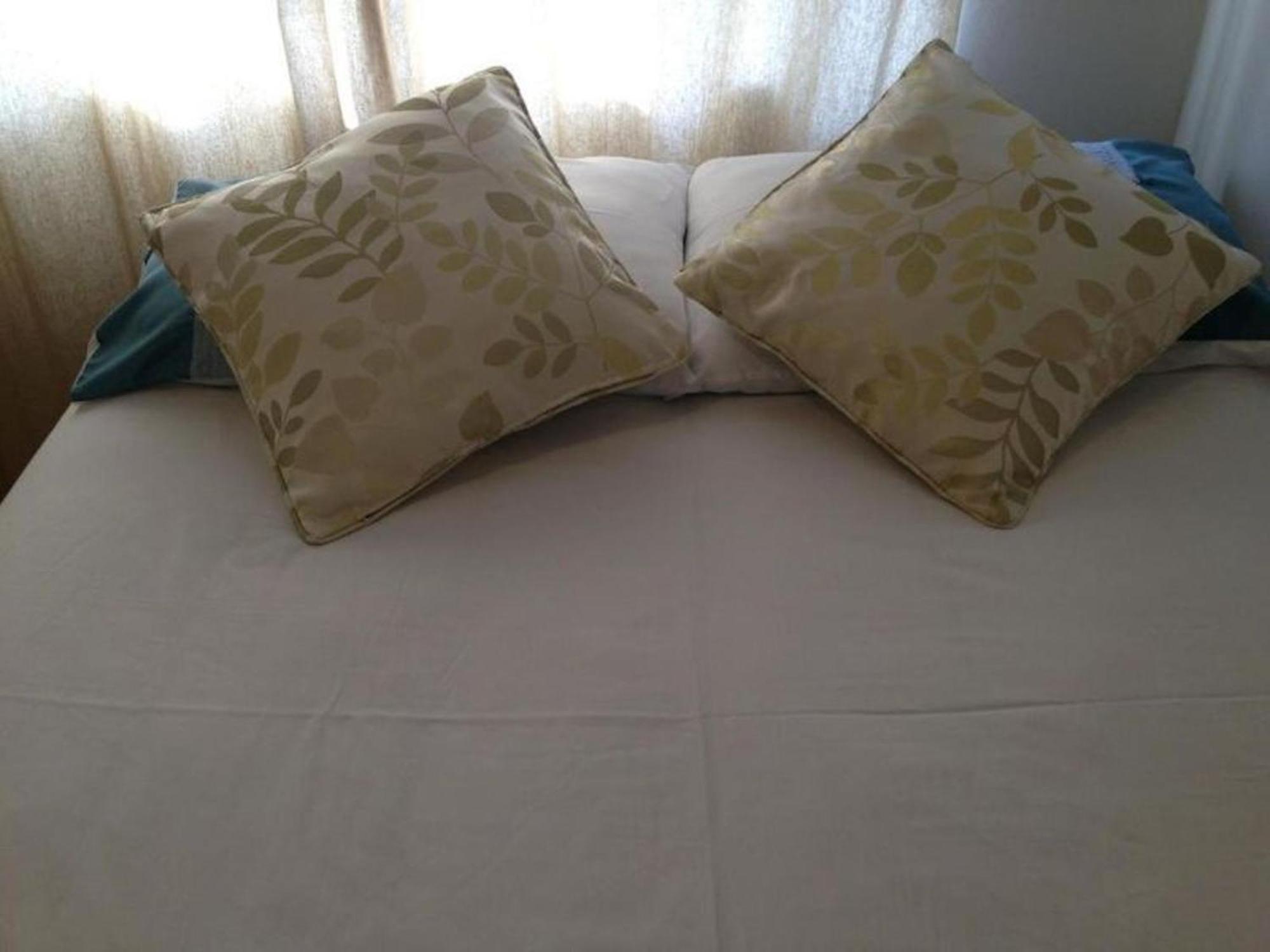Room In Guest Room - Comfortable Family Room With Tv, Free Fast Wifi, Sleeps 4 With 1 Bunk Bed Гейс Екстер'єр фото