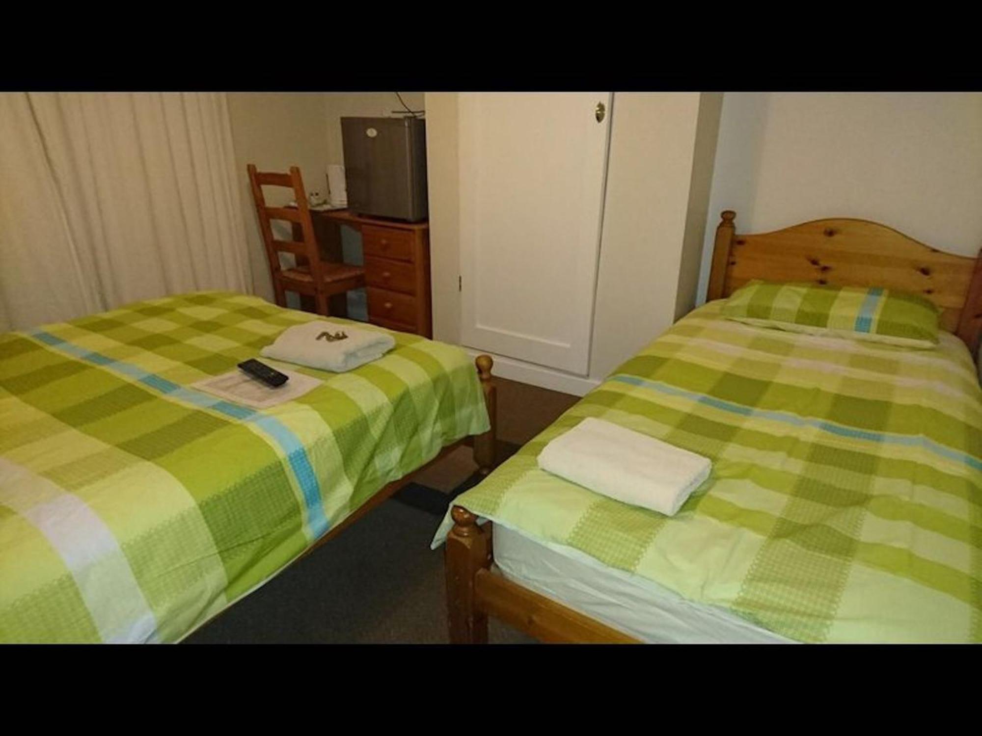 Room In Guest Room - Comfortable Family Room With Tv, Free Fast Wifi, Sleeps 4 With 1 Bunk Bed Гейс Екстер'єр фото